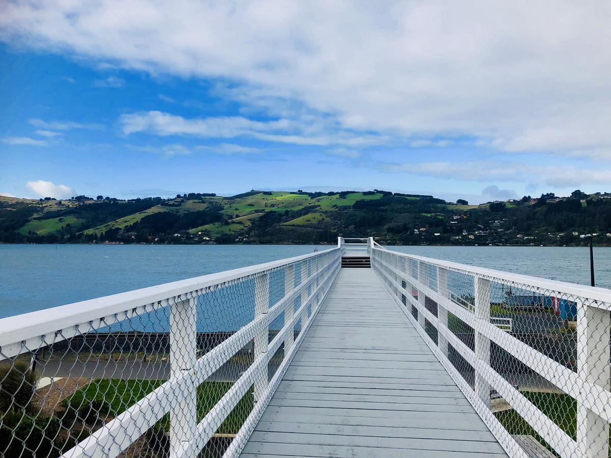 Harbourview Stadium Hotel Dunedin Bagian luar foto