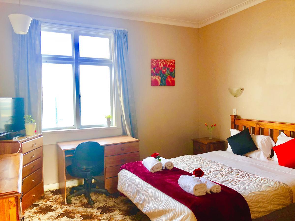 Harbourview Stadium Hotel Dunedin Bagian luar foto